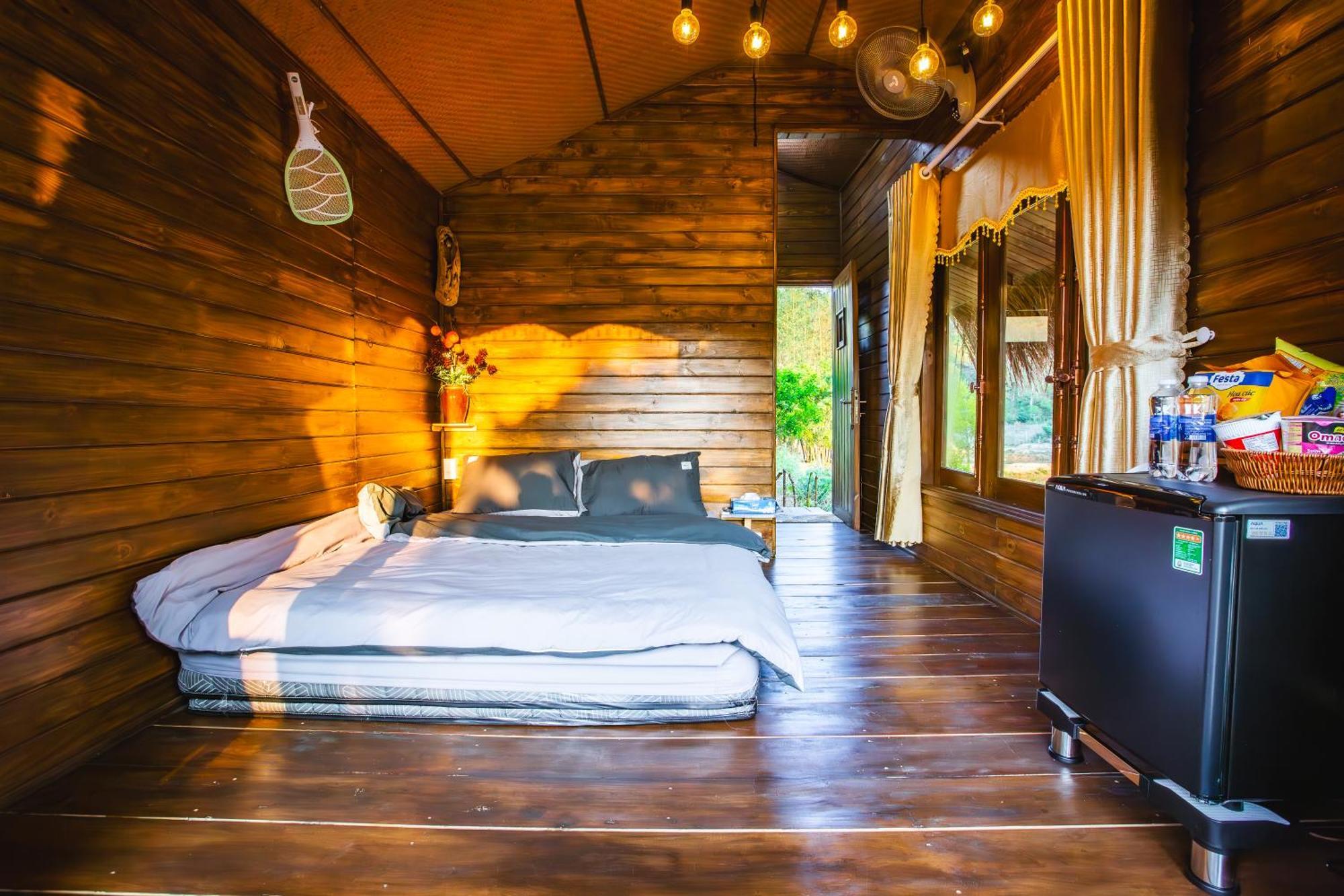 Nha Trong Ban - Homestay Mang Den Kon Von Kla Exteriör bild